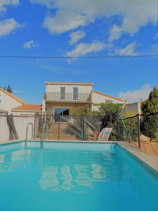 Grande Villa Neuve Avec Piscine Pres Mer Et Sete Баларук-ле-Бен Экстерьер фото