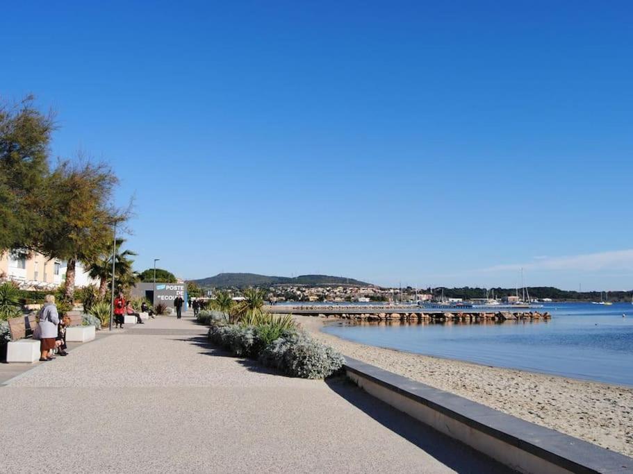 Grande Villa Neuve Avec Piscine Pres Mer Et Sete Баларук-ле-Бен Экстерьер фото